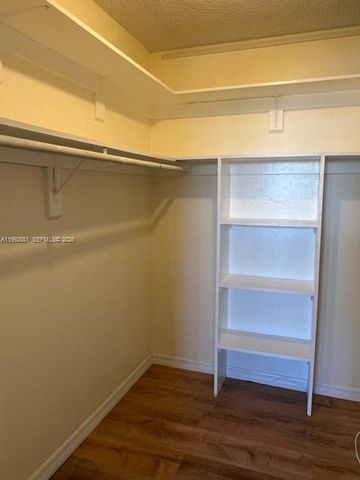 7900 Tatum Waterway Dr 503, Miami Beach, FL 33141