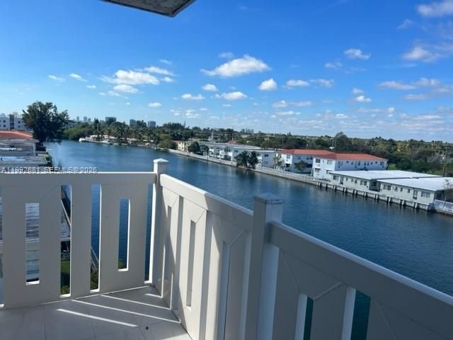 7900 Tatum Waterway Dr 503, Miami Beach, FL 33141