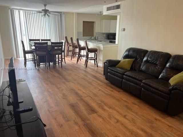 7900 Tatum Waterway Dr 503, Miami Beach, FL 33141