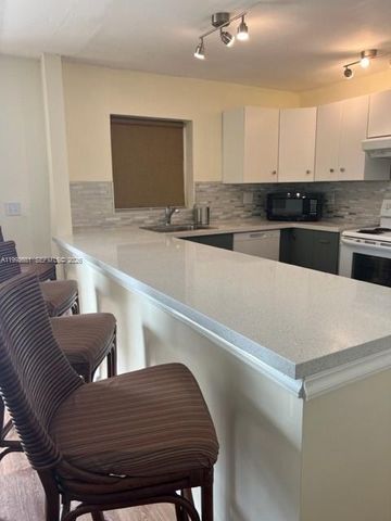 7900 Tatum Waterway Dr 503, Miami Beach, FL 33141