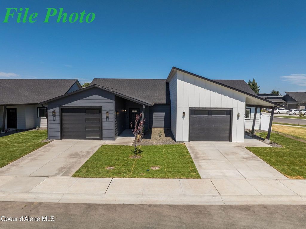 7801 N Mocha Lp, Coeur d'Alene, ID 83815 photo 1