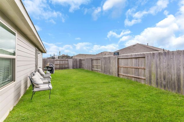 4146 Oakland View Street, Baytown, TX 77521