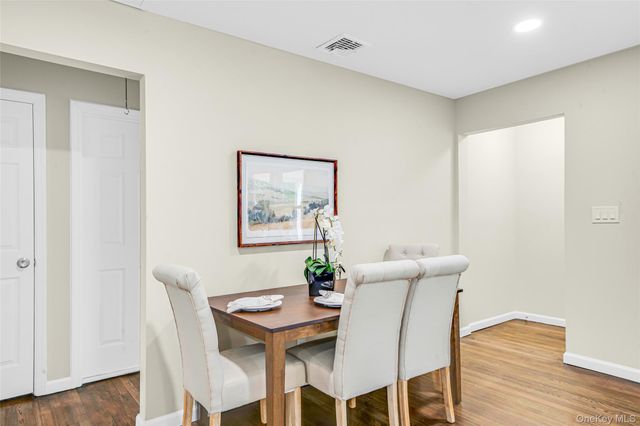 2 Storey Avenue, Central Islip, NY 11722