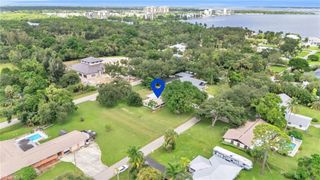 55 Aqua LN, North Fort Myers, FL 33903