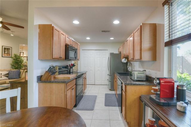 7103 Pond Cypress CT # 101, Naples, FL 34109