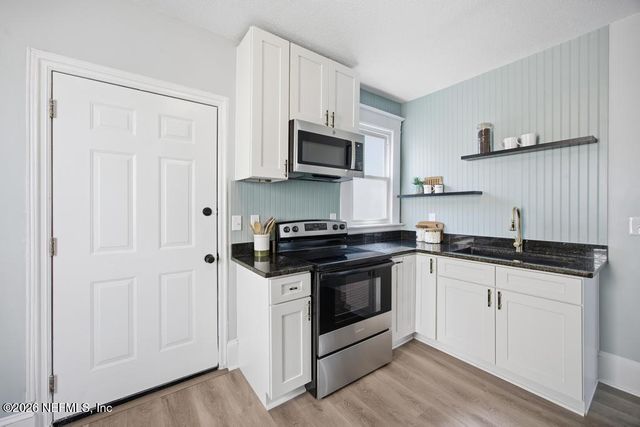 1825 PERRY Street, Jacksonville, FL 32206