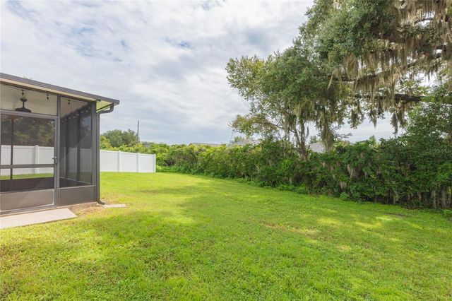 36108 LAGUNA HILLS CIRCLE, Zephyrhills, FL 33541