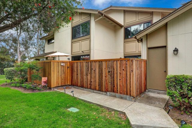 9719 Caminito Del Marfil, San Diego, CA 92124