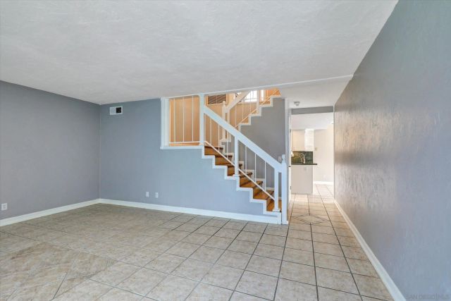 9719 Caminito Del Marfil, San Diego, CA 92124