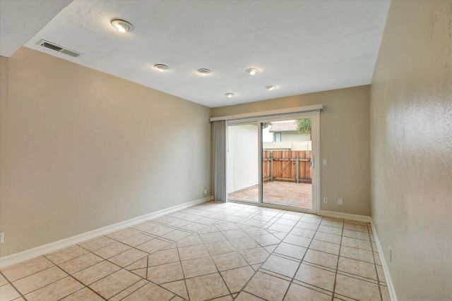 9719 Caminito Del Marfil, San Diego, CA 92124