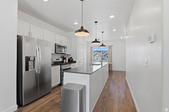 1097 E WATERWAY LN, Saratoga Springs, UT 84045