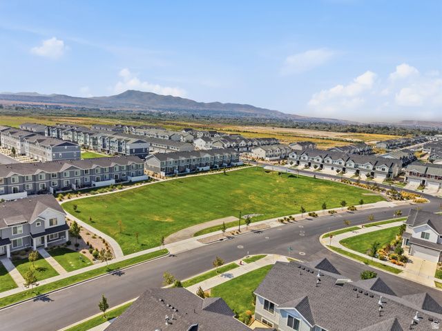 1097 E WATERWAY LN, Saratoga Springs, UT 84045