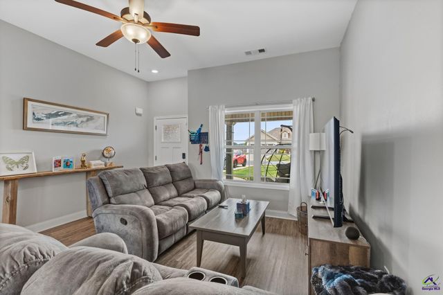 609 Daisy Drive, Perry, GA 31069