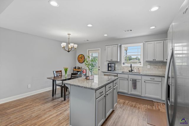 609 Daisy Drive, Perry, GA 31069