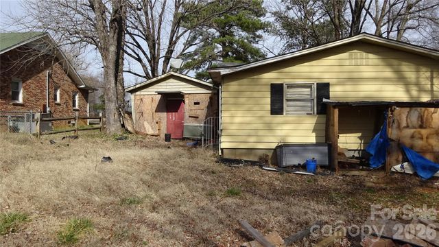 110 Crest Street, Belmont, NC 28012