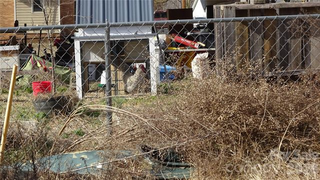 110 Crest Street, Belmont, NC 28012