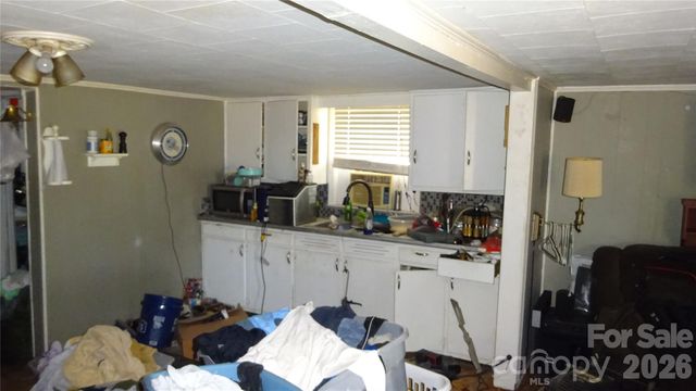 110 Crest Street, Belmont, NC 28012