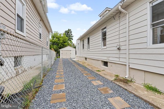 131 HAZEL AVE, Ewing, NJ 08638