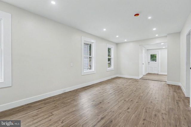 131 HAZEL AVE, Ewing, NJ 08638