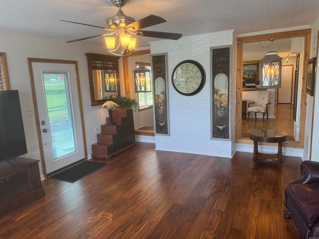 55 Shiloh Road, Greers Ferry, AR 72067