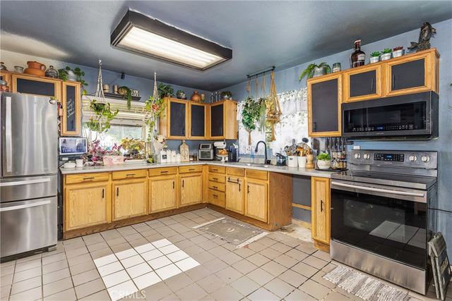 24546 E Little 3rd, San Bernardino, CA 92410