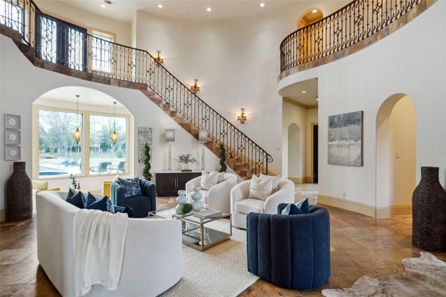 2201 La Rochelle, Flower Mound, TX 75022