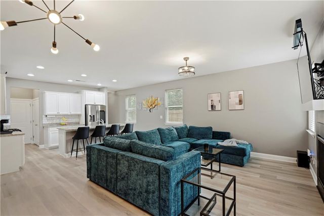 4084 Elsdon Drive, Austell, GA 30106