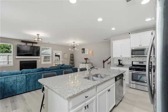 4084 Elsdon Drive, Austell, GA 30106