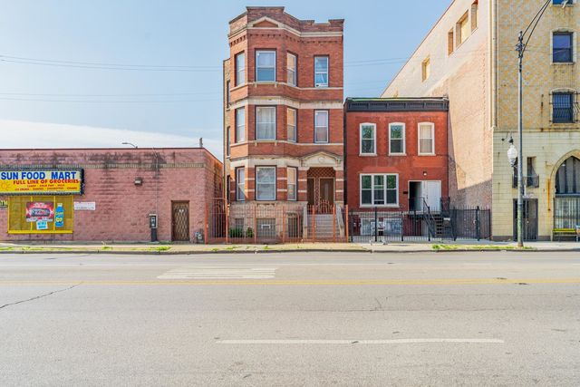 3605 W Cermak Road, Chicago, IL 60623