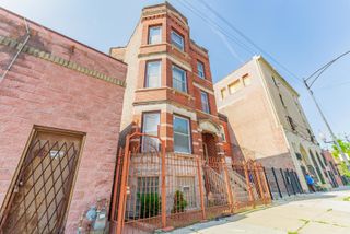 3605 W Cermak Road, Chicago, IL 60623
