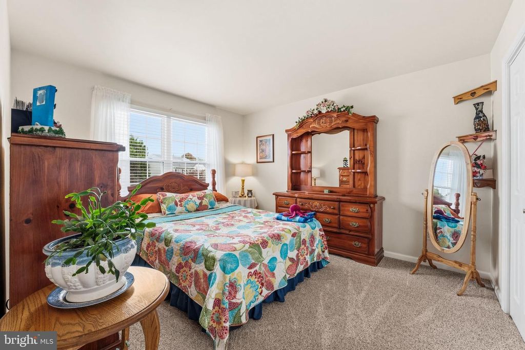 Image 26 of property listing at 124 LAKESIDE DR, Middletown, DE 19709