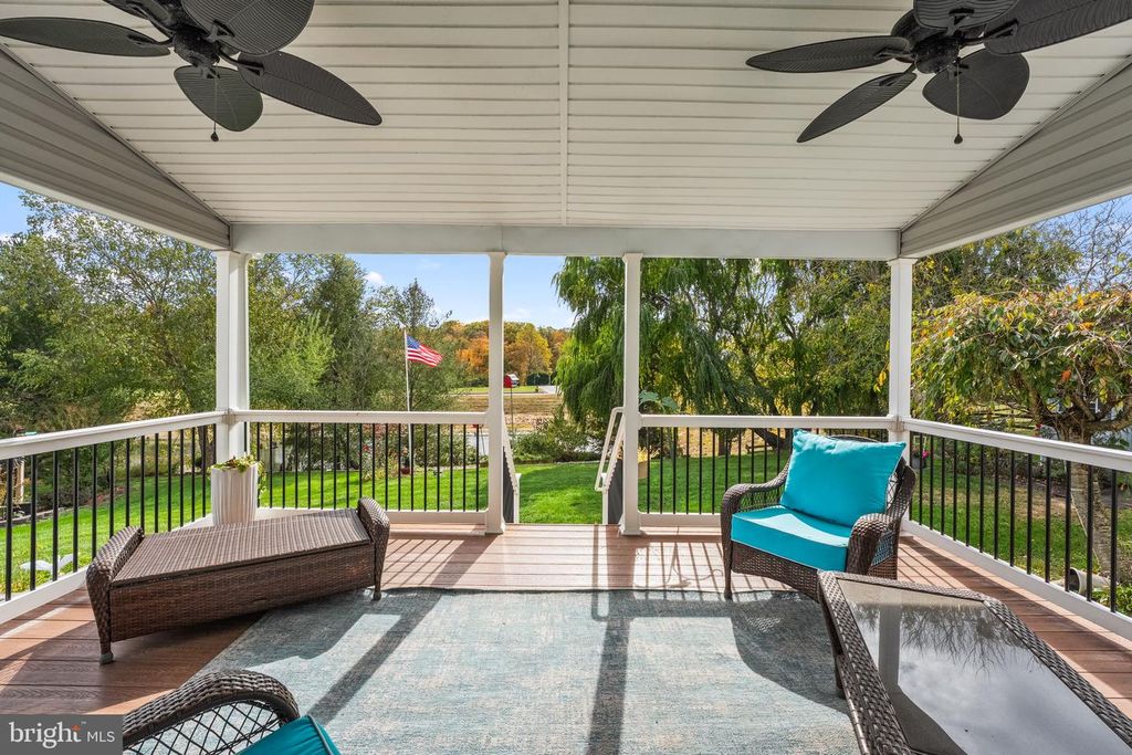 Image 34 of property listing at 124 LAKESIDE DR, Middletown, DE 19709