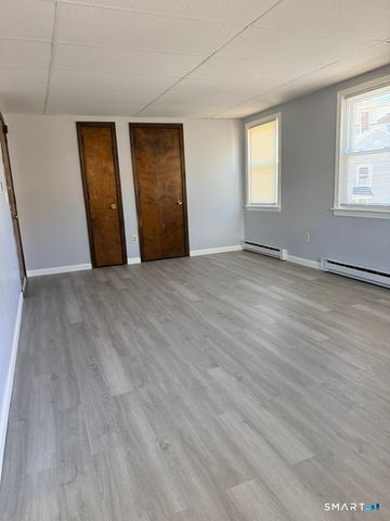 20 Garvin Street 2C, New London, CT 06320