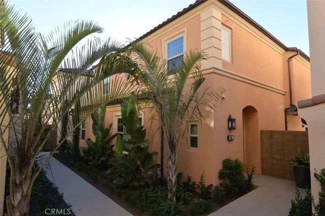 94 Strawberry Grove, Irvine, CA 92620