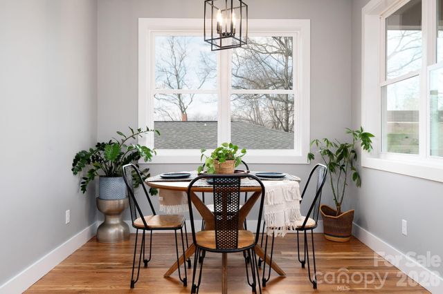 69 Vandalia Avenue, Asheville, NC 28806