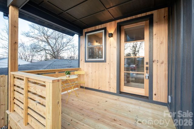 69 Vandalia Avenue, Asheville, NC 28806