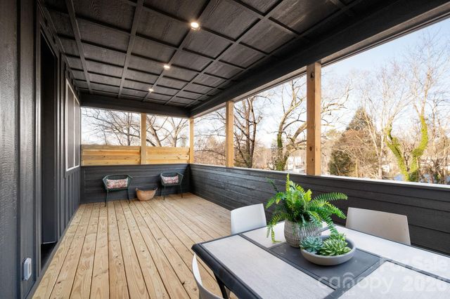 69 Vandalia Avenue, Asheville, NC 28806