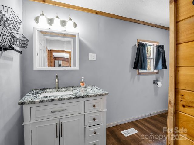 3620 Howard Gap Road, Saluda, NC 28773