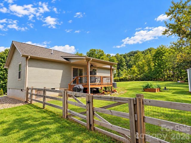311 Herron Point Lane, Weaverville, NC 28787