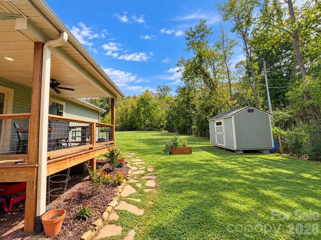 311 Herron Point Lane, Weaverville, NC 28787