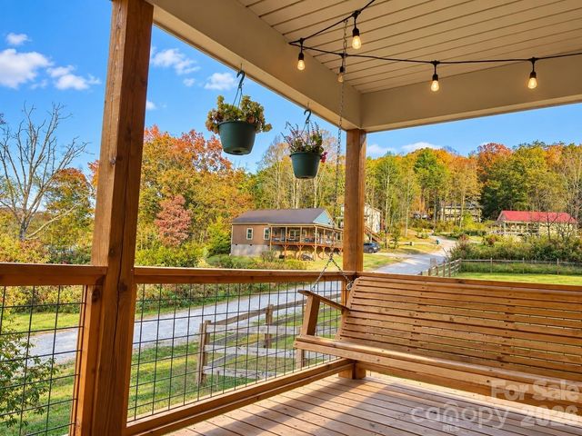 311 Herron Point Lane, Weaverville, NC 28787