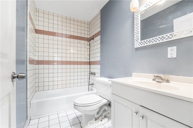 22025 Bonita, Carson, CA 90745