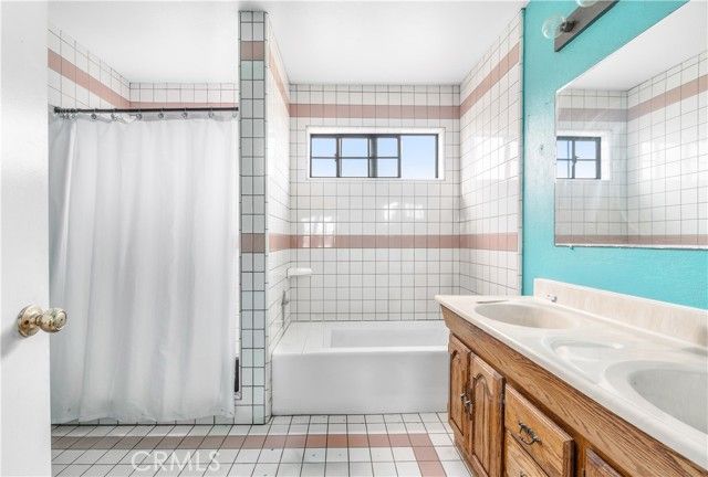 22025 Bonita, Carson, CA 90745