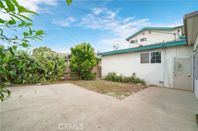 22025 Bonita, Carson, CA 90745