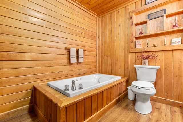 1435 Pilot Road, Stanton, KY 40380