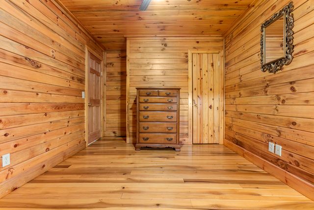 1435 Pilot Road, Stanton, KY 40380