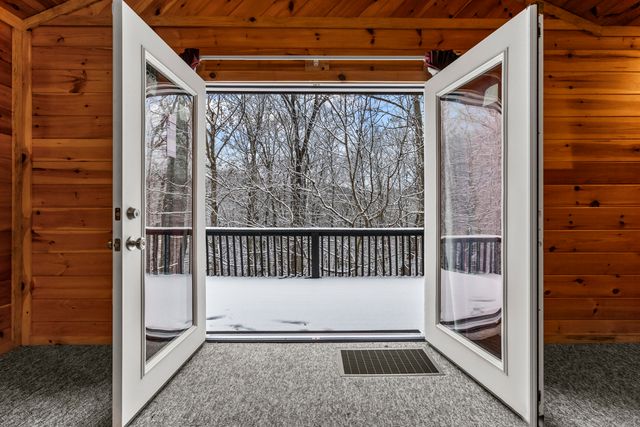 1435 Pilot Road, Stanton, KY 40380