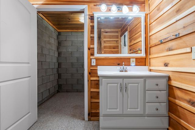 1435 Pilot Road, Stanton, KY 40380