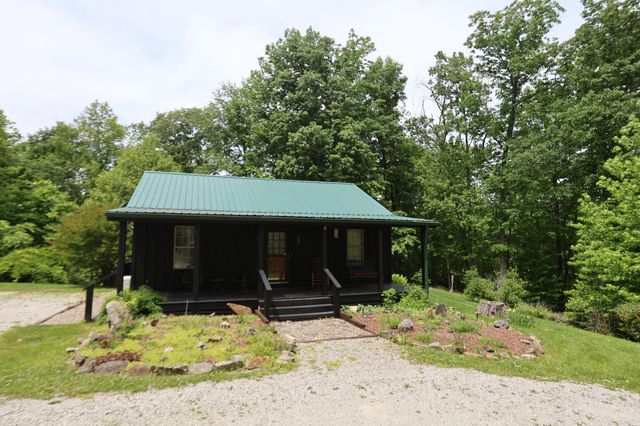 1435 Pilot Road, Stanton, KY 40380