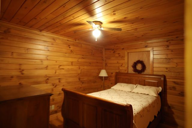 1435 Pilot Road, Stanton, KY 40380